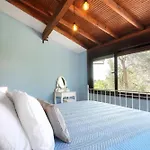 Garden House Villa *