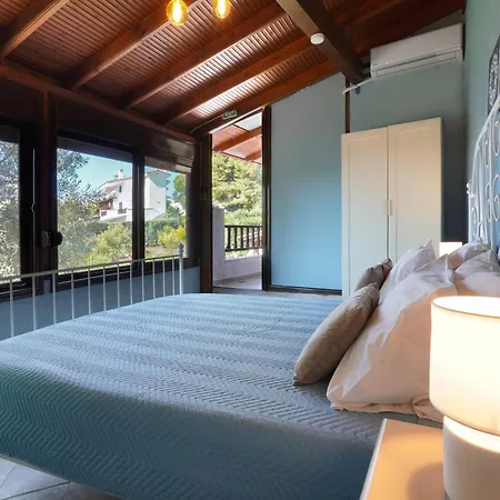 Garden House * Elani